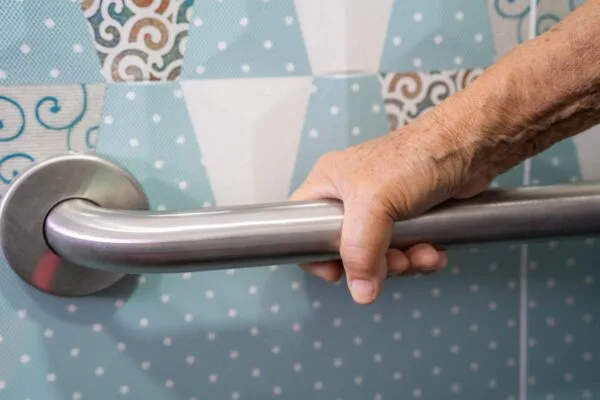 ADA Bathroom Grab Bars: 9 Key Insights for Enhanced Accessibility (Feb ’24)